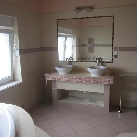 Paradiso בית אירוח